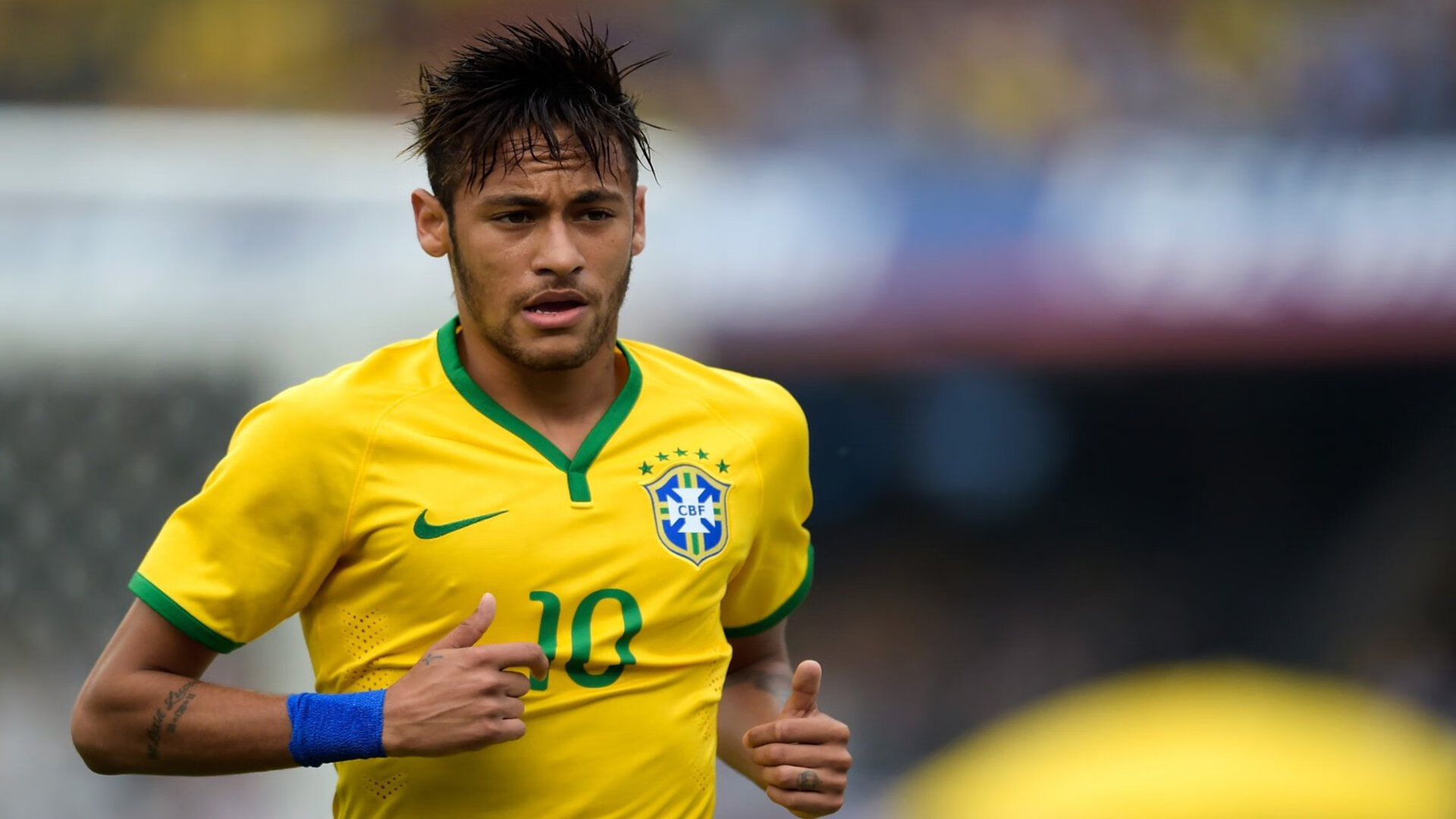 英超焦点：曼城4-1大胜维拉，继续领跑积分榜，曼城7连胜登顶英超